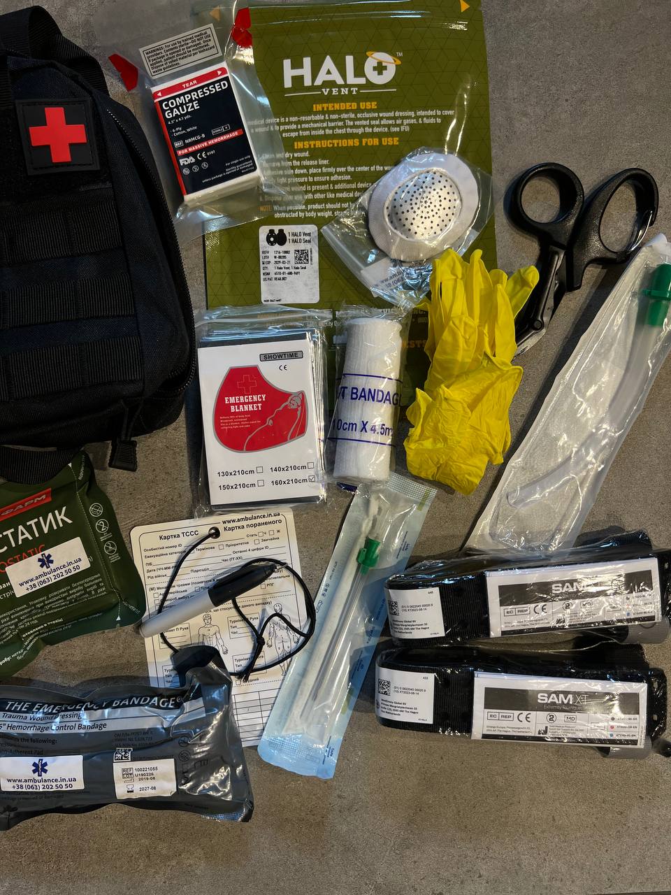 Тактична аптечка з двома турнікетами SAM